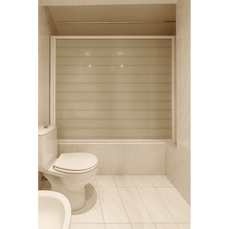 Mampara enrollable horizontal para bañera. Extensible de 90 a 150 cm de ancho. Altura: 154 cm o personalizada Mampara enrollable horizontal para bañera. Extensible de 90 a 150 cm de ancho. Altura: 154 cm o personalizada