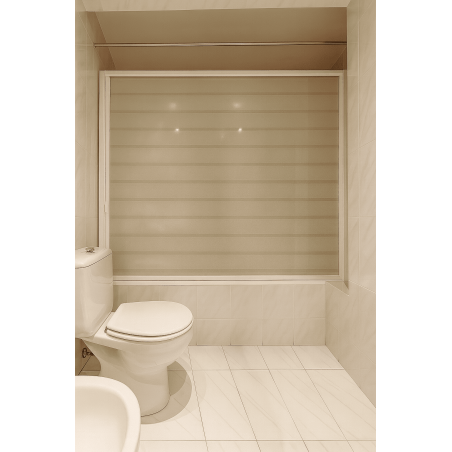 Mampara enrollable horizontal para bañera. Extensible de 90 a 150 cm de ancho. Altura: 154 cm o personalizada